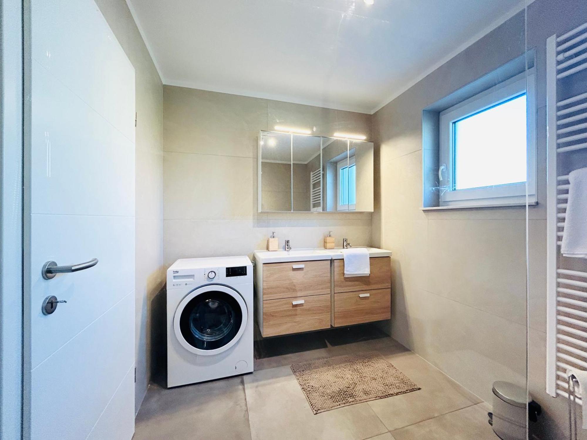 Apartma Jana Zirovnica Екстериор снимка