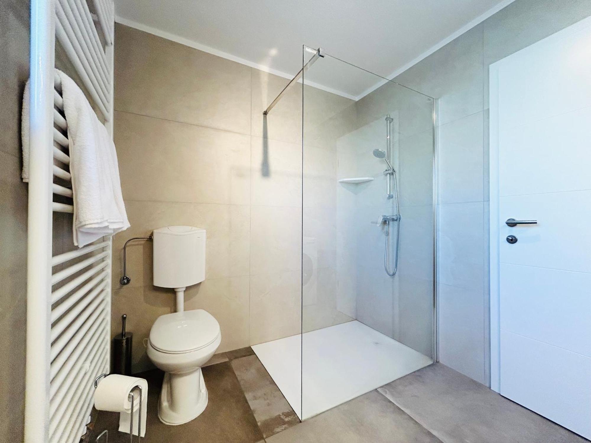 Apartma Jana Zirovnica Екстериор снимка